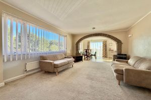 Living Room- click for photo gallery